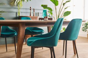 Chaises design en tissu velours bleu pétrole et métal noir (lot de 2) HOLO