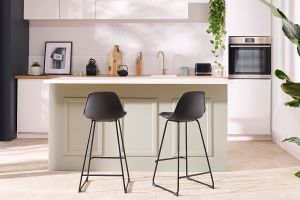 Tabourets de bar design noirs pieds métal H66 cm (lot de 2) FRANZ