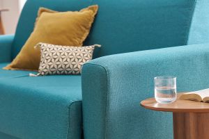 Canapé convertible 3 places en tissu bleu canard et bois clair avec matelas L140 cm 13 cm GRAHAM