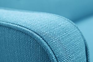 Canapé convertible scandinave 3 places en tissu bleu et bois clair ULLA
