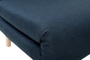 Fauteuil convertible scandinave en tissu bleu foncé et bois clair AMIKO