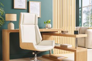 Fauteuil de bureau de direction design blanc, bois clair et acier chromé CURVED