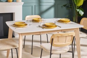 Table à manger extensible scandinave carrée blanche et bois L90-130 cm LEENA