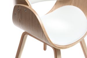 Chaise design blanc et bois clair BENT