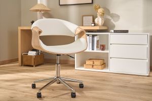Chaise de bureau à roulettes design blanc, bois clair et acier chromé ARAMIS
