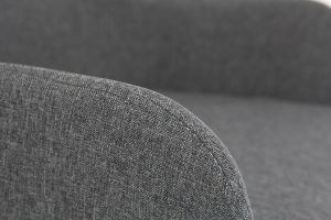 Chaise de bureau à roulettes en tissu gris anthracite et acier chromé SHANA