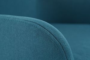 Chaise de bureau à roulettes en tissu bleu canard et acier chromé SHANA