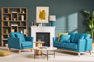 Canapé scandinave déhoussable 2 places en tissu bleu canard et bois clair OSLO