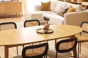 Table à manger extensible ovale en bois clair L150-200 cm MARIK