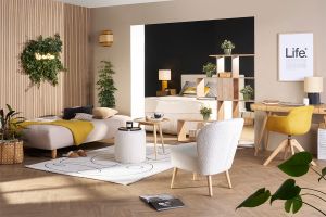 Canapé convertible scandinave 3 places en tissu beige et bois clair YUMI