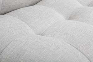 Canapé convertible scandinave 3 places en tissu gris clair et bois clair YUMI