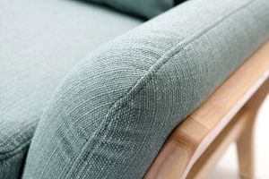 Canapé scandinave 3 places en tissu vert lagon et bois clair YOKO