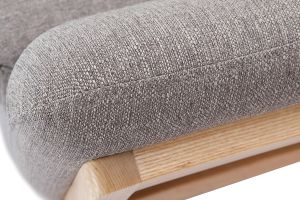 Canapé scandinave 3 places en tissu gris et bois clair YOKO