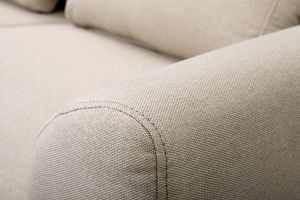 Canapé scandinave 2 places en tissu beige et bois clair EKTOR