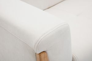 Canapé scandinave 2 places en tissu effet velours blanc cassé et bois clair FJORD