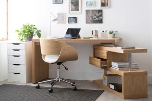 Chaise de bureau à roulettes design blanc, bois clair et acier chromé BENT