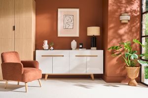 Buffet scandinave blanc laqué brillant et finition bois clair 4 portes 2 tiroirs L180 cm MELKA