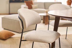 Chaises en tissu effet velours texturé beige et métal noir (lot de 2) BENTA