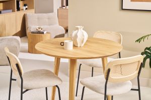 Table à manger ronde en bois clair chêne massif D90 cm OKSANA