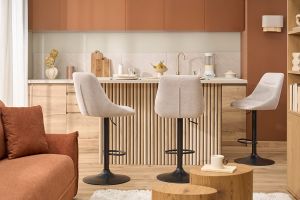 Tabourets de bar réglables pivotants 360° en tissu effet velours texturé beige et métal (lot de 2) ALESS