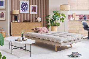 Canapé convertible 3 places en tissu chenille beige et bois clair BINGO