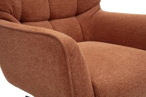Fauteuil scandinave pivotant en tissu effet velours texturé terre brûlée et métal AVERY