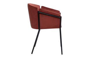 Chaise design en tissu velours rouge tomette et métal noir BRIANE