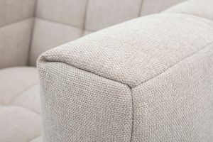 Fauteuil design en tissu effet velours texturé beige CORTO