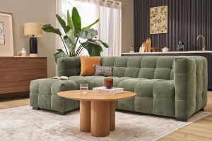 Canapé design 3 places et repose-pieds en tissu effet velours vert kaki CORTO
