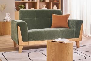 Canapé scandinave 2 places en tissu effet velours vert kaki et bois clair FJORD