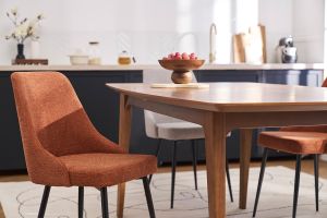 Chaises design en tissu effet velours texturé terre brûlée et métal noir (lot de 2) CULT
