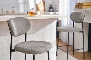 Tabourets de bar fixes en tissu effet velours texturé gris clair H65 cm (lot de 2) BREKA