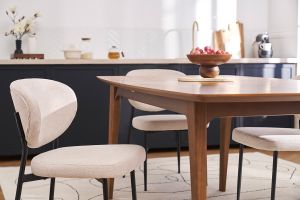 Chaises en tissu effet velours texturé beige et métal noir (lot de 2) BREKA