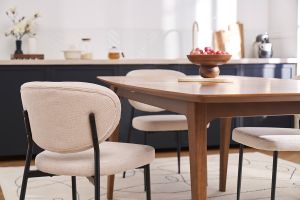 Chaises en tissu effet velours texturé beige et métal noir (lot de 2) BREKA