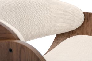 Chaise de bureau à roulettes design en bois foncé et tissu effet velours texturé beige BENT