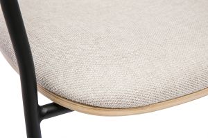 Chaises en bois clair chêne, tissu effet velours texturé beige et métal noir (lot de 2) SUSAN