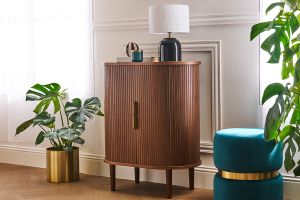 Buffet haut vintage avec portes coulissantes bois foncé noyer L70 cm EPIC