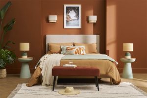Lampe à poser verte en céramique et abat-jour en rabane H35 cm PIEGA