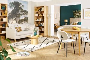 Canapé convertible scandinave 3 places en tissu effet velours beige et bois clair LOUISE