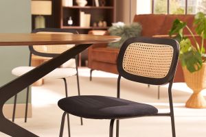 Chaises design en velours noir, métal noir et cannage rotin (lot de 2) MIRANDA