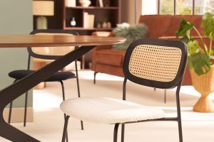 Chaises design en tissu effet laine bouclée blanc, métal noir et cannage rotin (lot de 2) MIRANDA