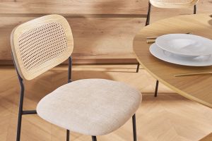Chaises design en tissu effet velours texturé beige, métal noir et cannage rotin (lot de 2) MIRANDA