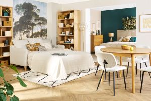 Canapé convertible scandinave 3 places en tissu effet velours beige et bois clair LOUISE