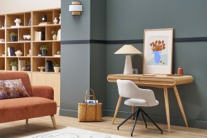 Chaise pivotante 360° en tissu effet velours texturé beige et métal noir JESSY