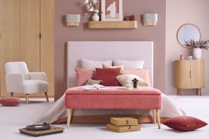 Banc coffre en tissu effet velours texturé terracotta et bois clair massif L120 cm LARS