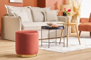 Pouf rond en velours rouge tomette et métal doré D40 cm AMAYA