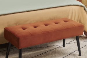 Banc design capitonné en velours terre brûlée et métal noir L95 cm GUESTA