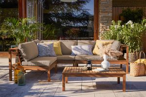 Salon de jardin d'angle 6 places en bois massif avec coussins déhoussables taupe BELIZE