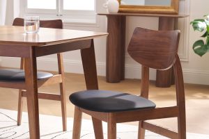 Chaises design en bois foncé et noir (lot de 2) ELION