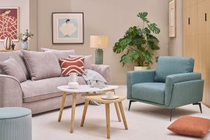 Fauteuil design en tissu vert de gris et métal noir MOSCO